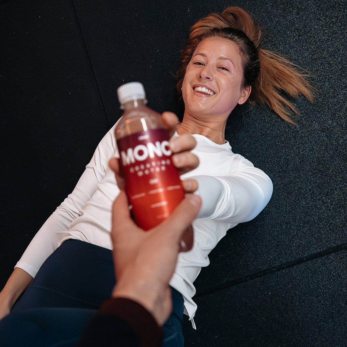 Clean MONO Creatine Water – Raspberry (2,5 g kreatin + elektrolyter) 12-pack